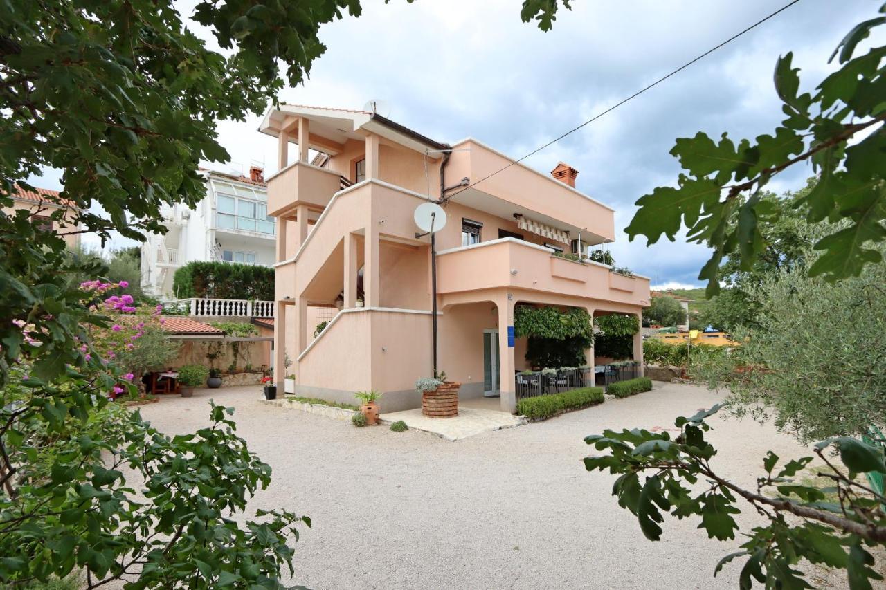 Apartments With A Parking Space Kornic, Krk - 415 מראה חיצוני תמונה