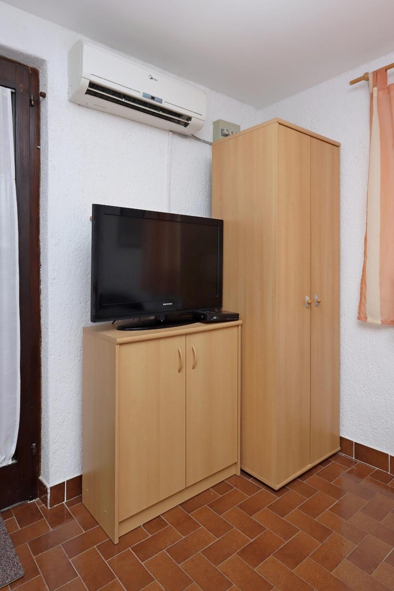Apartments With A Parking Space Kornic, Krk - 415 חדר תמונה