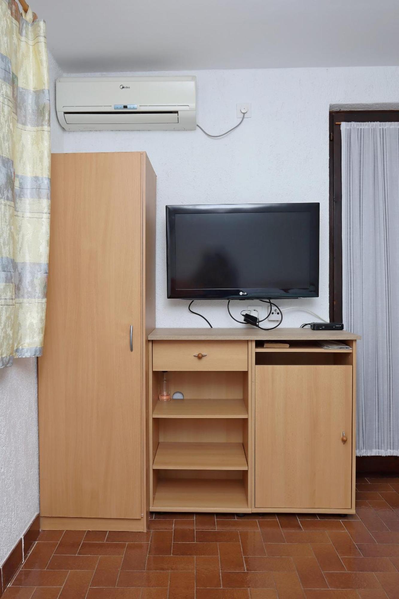 Apartments With A Parking Space Kornic, Krk - 415 חדר תמונה